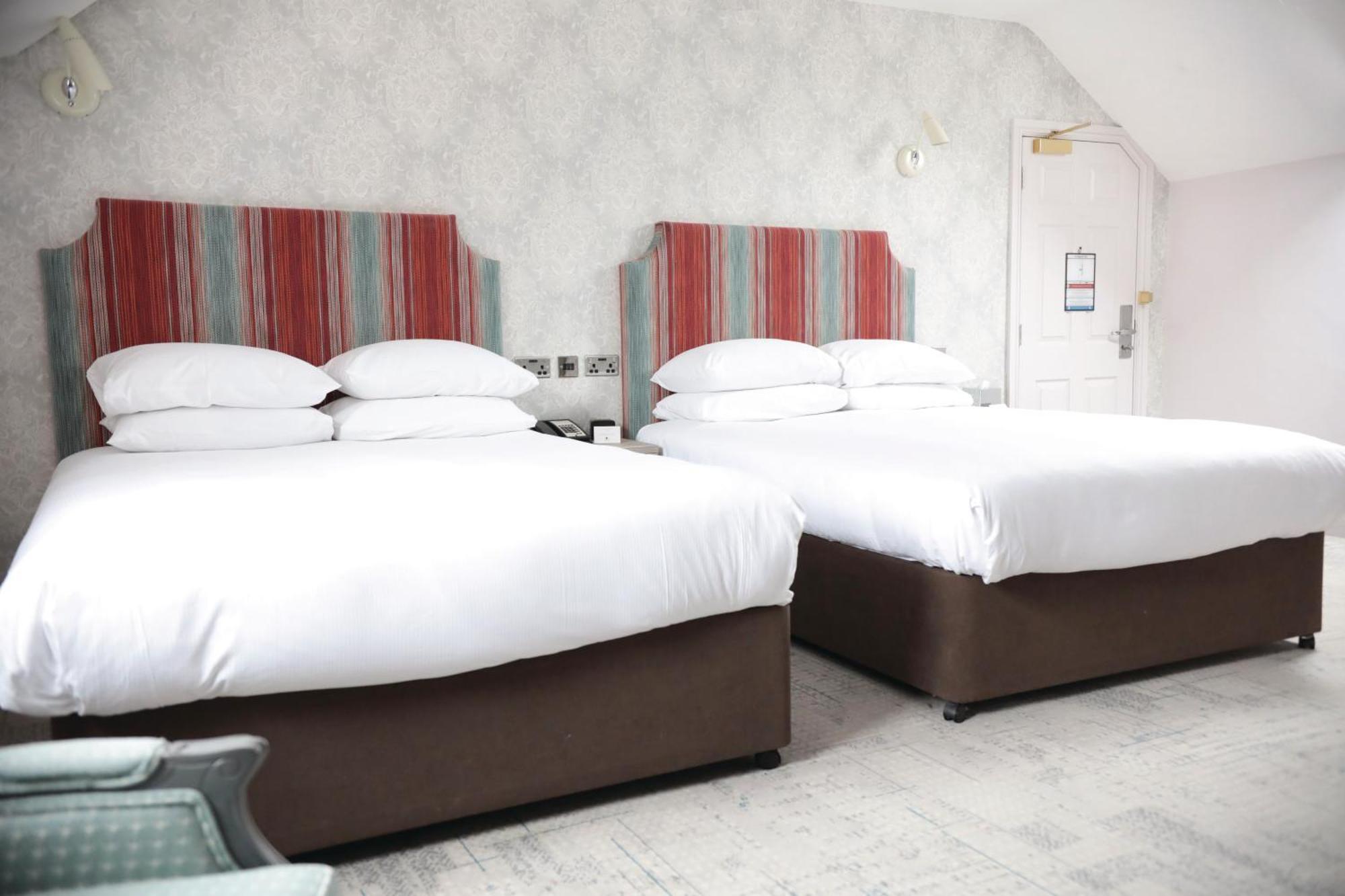 Doubletree By Hilton York Hotel Екстериор снимка
