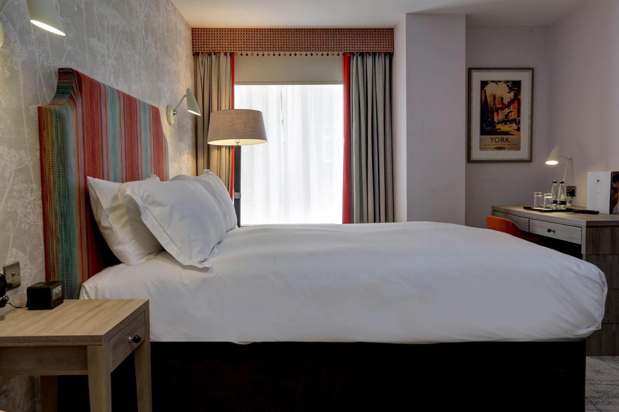 Doubletree By Hilton York Hotel Екстериор снимка